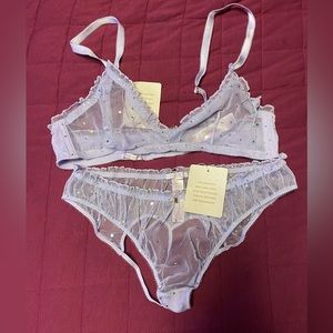 Savage x fenty lingerie